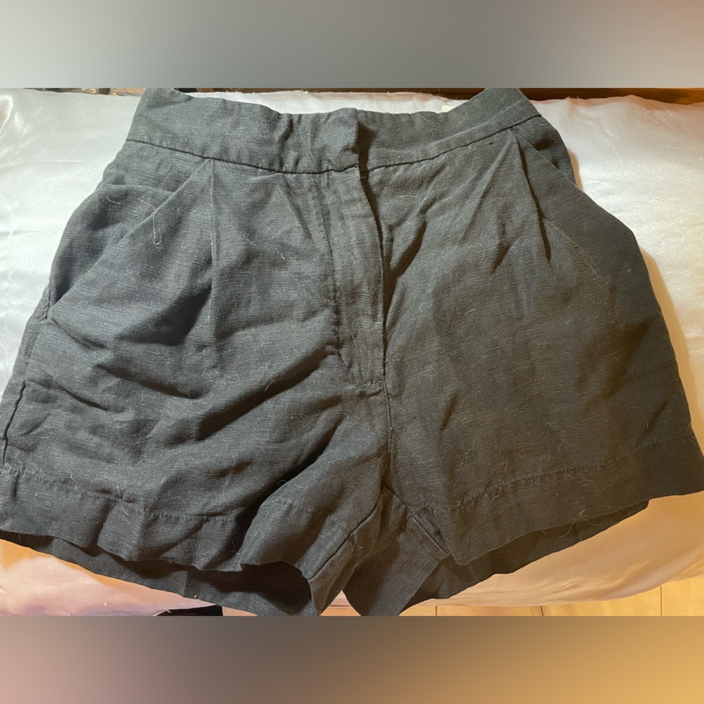 Aritzia Wilfred Linen-Blend Shorts